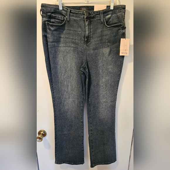 NYDJ Denim - NYDJ Lombard Lift Tuck Bootcut Jeans Stretch Women's Size 16 NWT